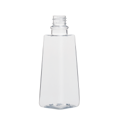 bouteilles en plastique pour animaux de compagnie