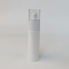 bouteilles en plastique d'animal familier
